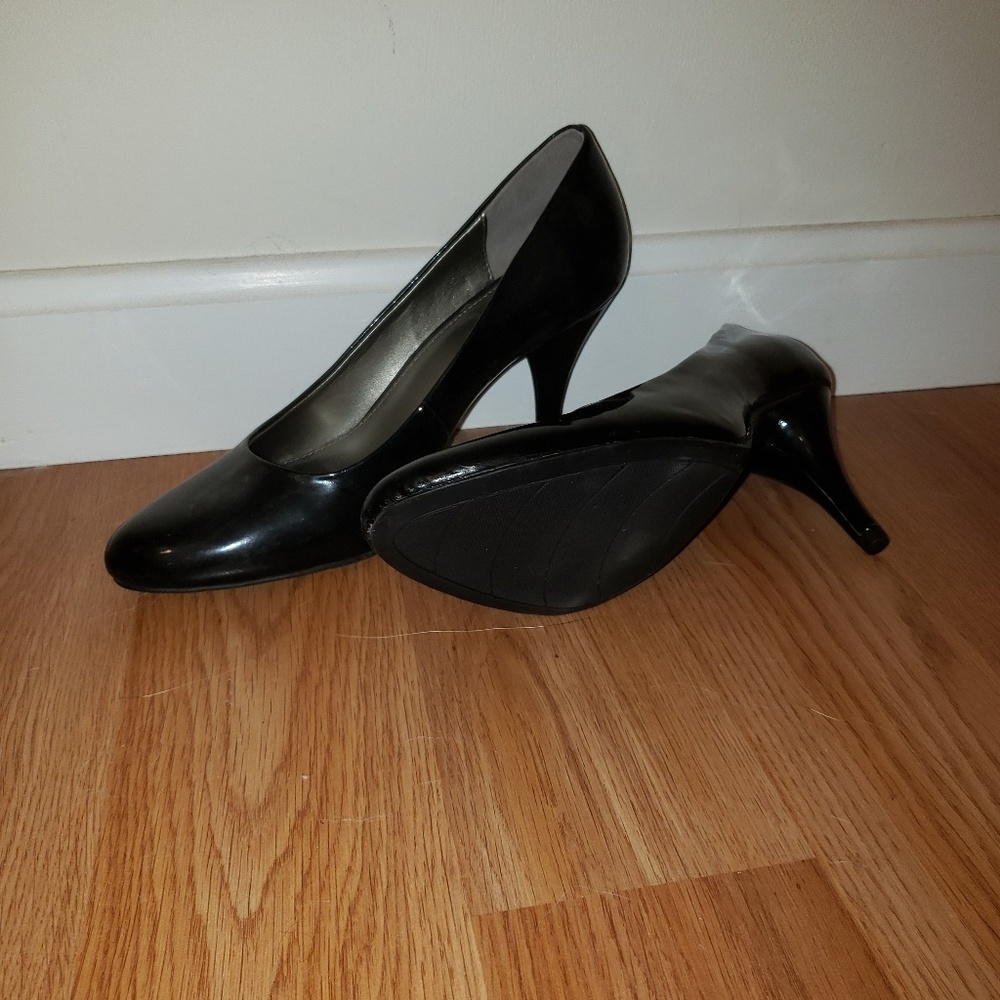 Black heels